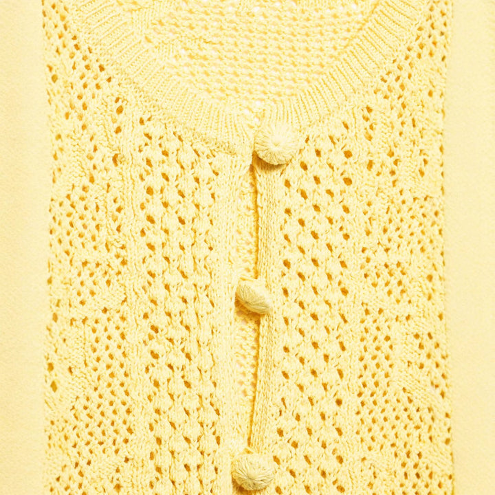 Femme Kurzarm Strickjacke mit Texturierten Mustern Drune