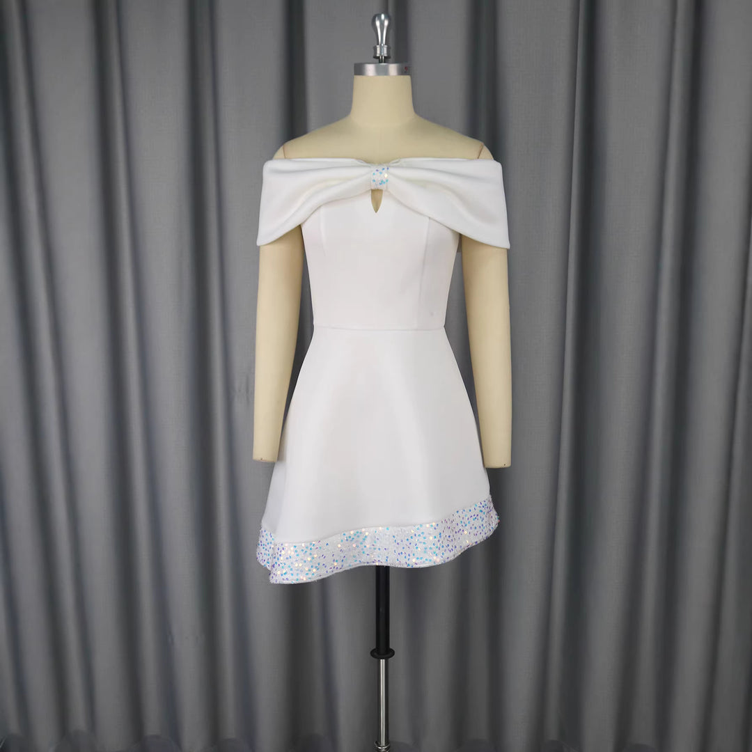 Damen Kurzkleid mit elegantem Off-Shoulder Design und funkelndem Saum Drune