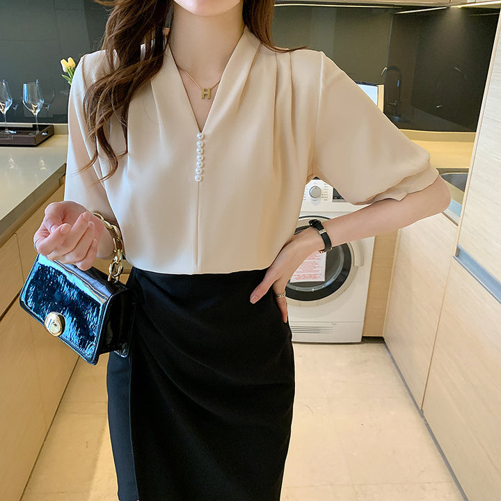 Damen Bluse mit elegantem V-Ausschnitt und feinen Perlendetails Drune