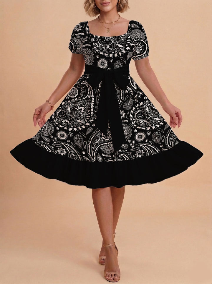 Damen Verspieltes Maxikleid mit Bärenmuster und taillierbarem Band Drune