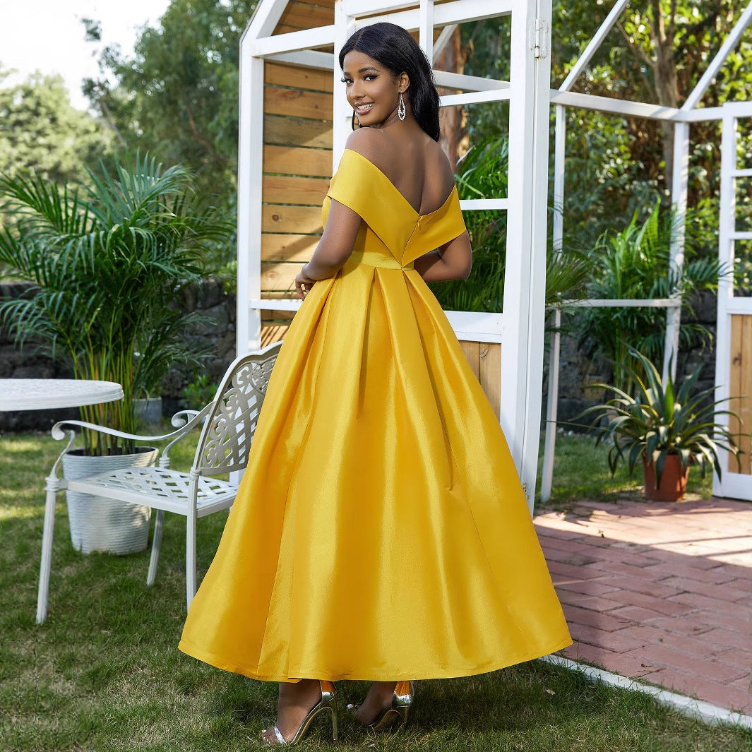 Damen Abendkleid mit schulterfreien Ärmeln und schmeichelndem Schnitt Drune