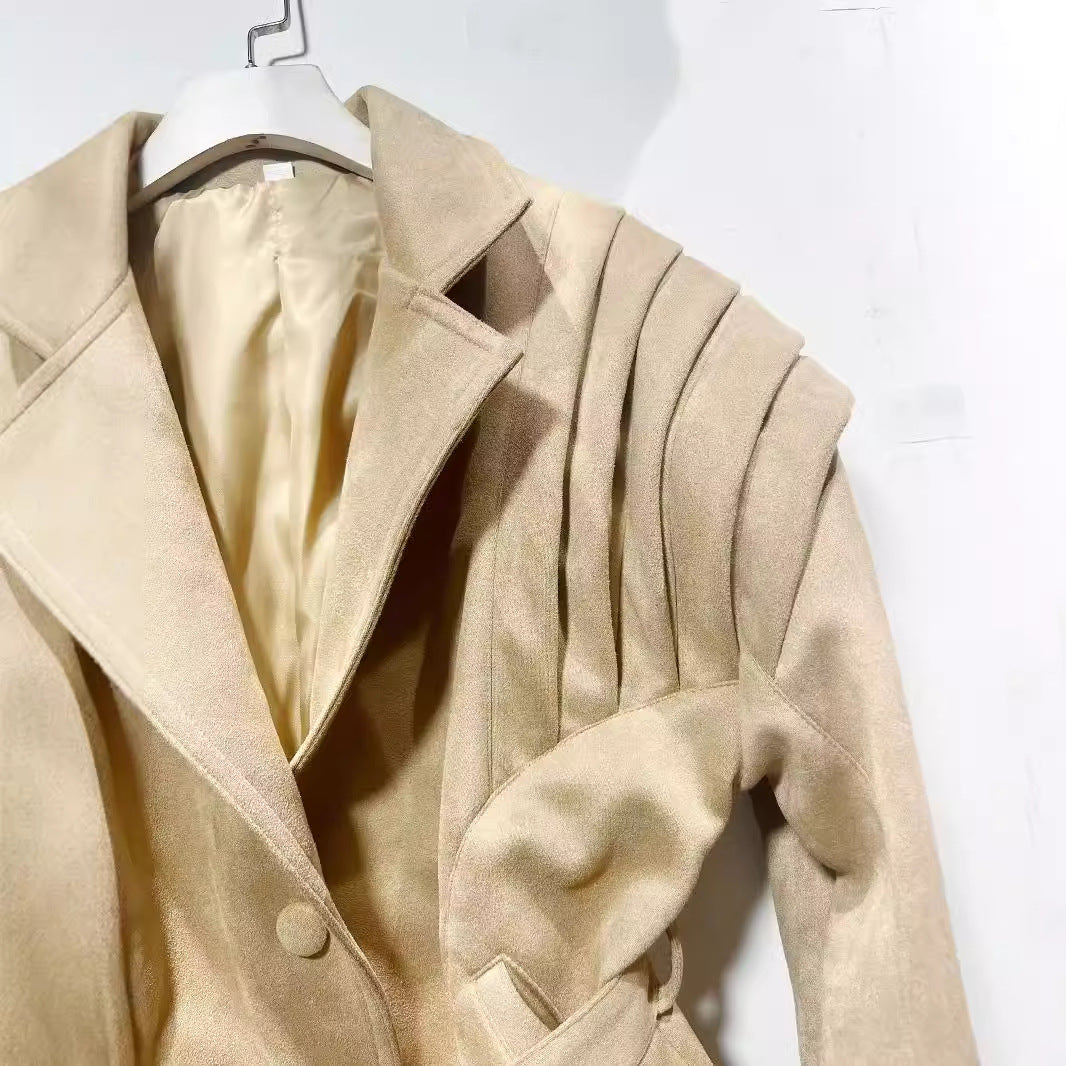 Damen elegante Kunstlederjacke mit Rüschendetails und praktischen Taschen Drune
