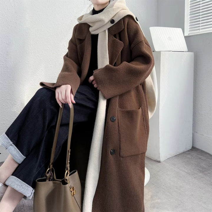 Damen Eleganter langer Mantel mit Gürtel und kontrastierenden Ärmeln Drune