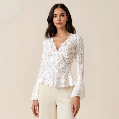 Damen Spitzenshirt mit ausgestellten Ärmeln und tailliertem Schnitt Drune