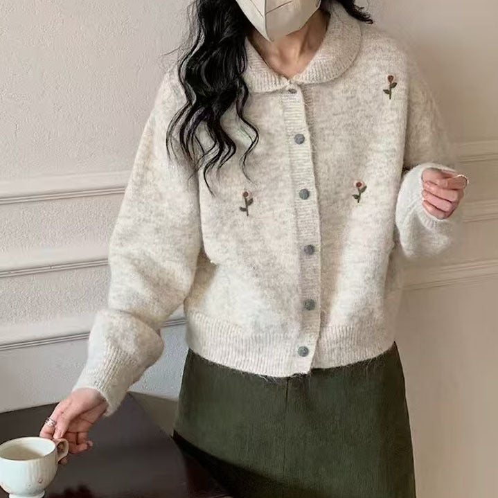 Damen Komfortable Strickjacke mit floralem Design und Knopfverschluss Drune