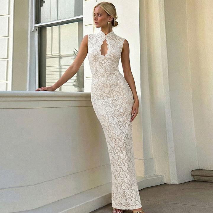 Damen Spitzenkleid mit hohem Kragen und figurbetonter Silhouette Drune