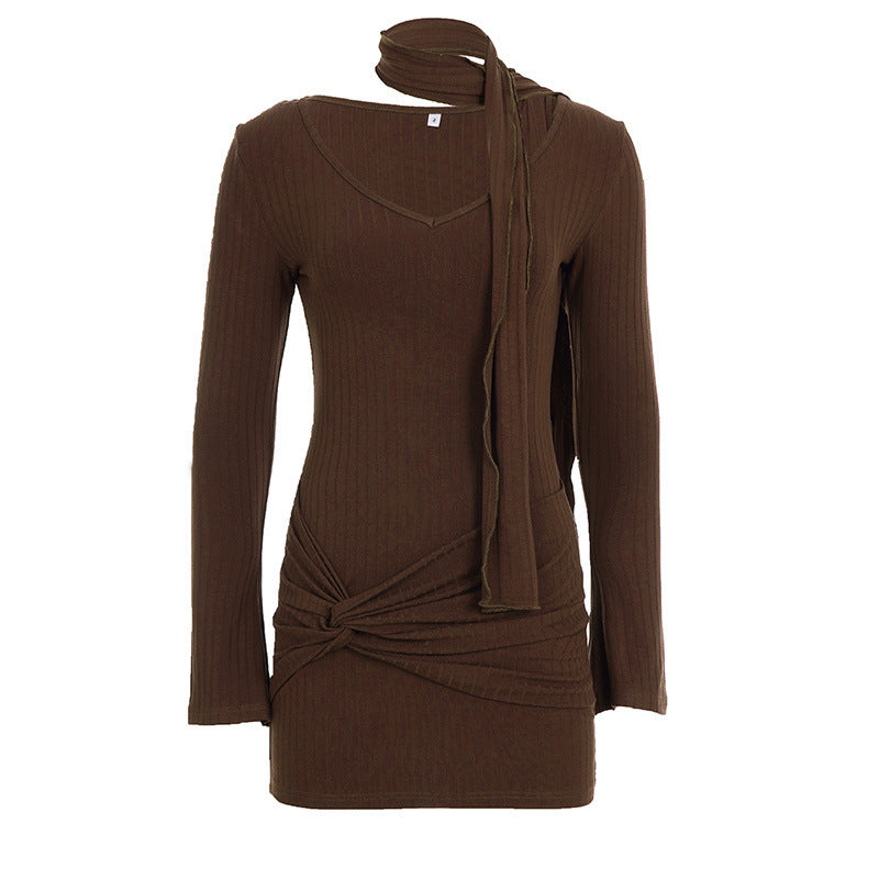 Damen nan figurbetontes Rippenstrick-Minikleid mit Knotendetail, integrierter Schlaufe und Halstuch Drune