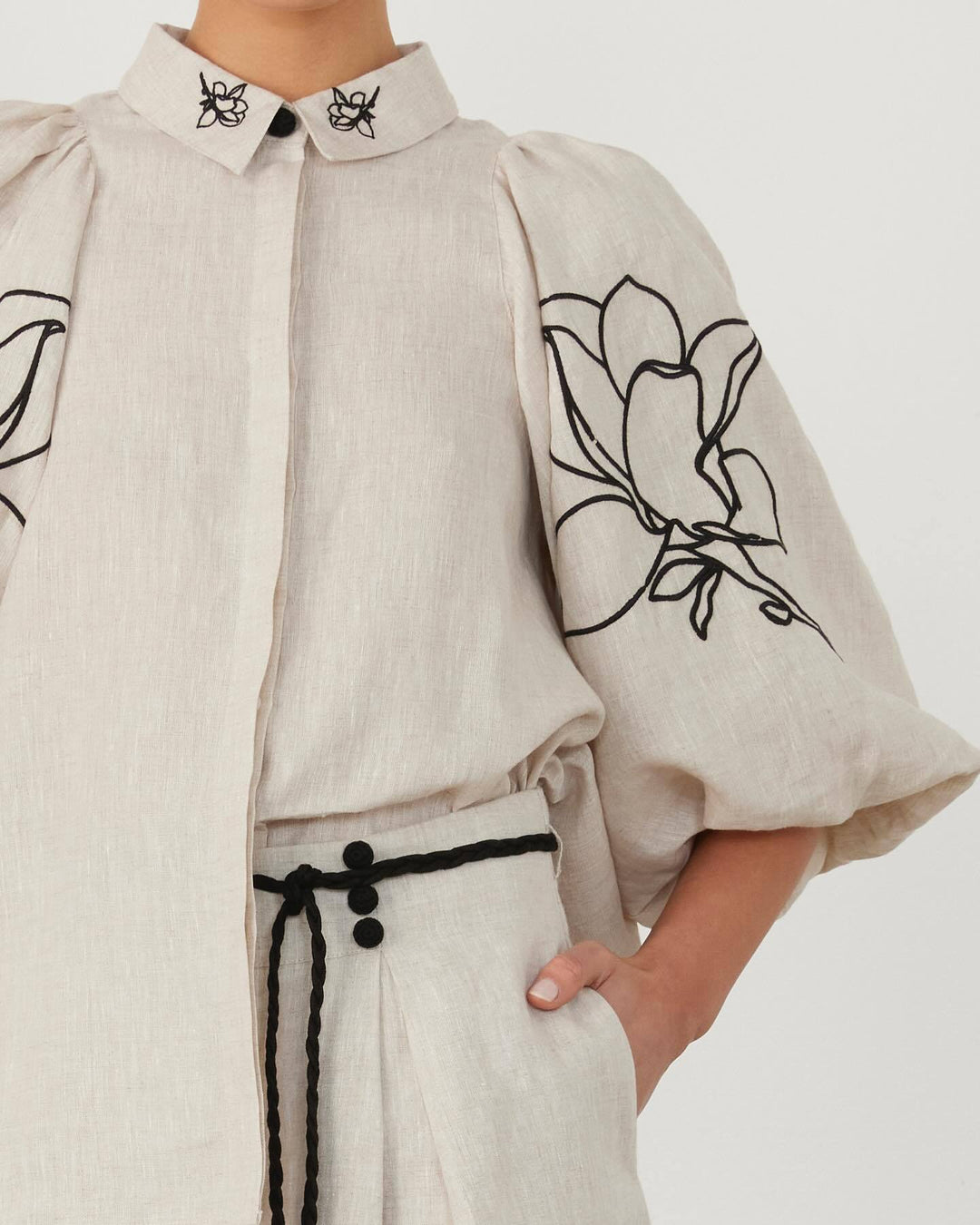 Damen Weit geschnittene Leinenhose mit floralen Stickereien Drune