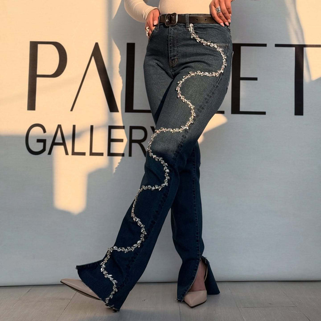 Damen Bootcut-Jeans mit glitzernden Applikationen und fransigen Abschlüssen Drune
