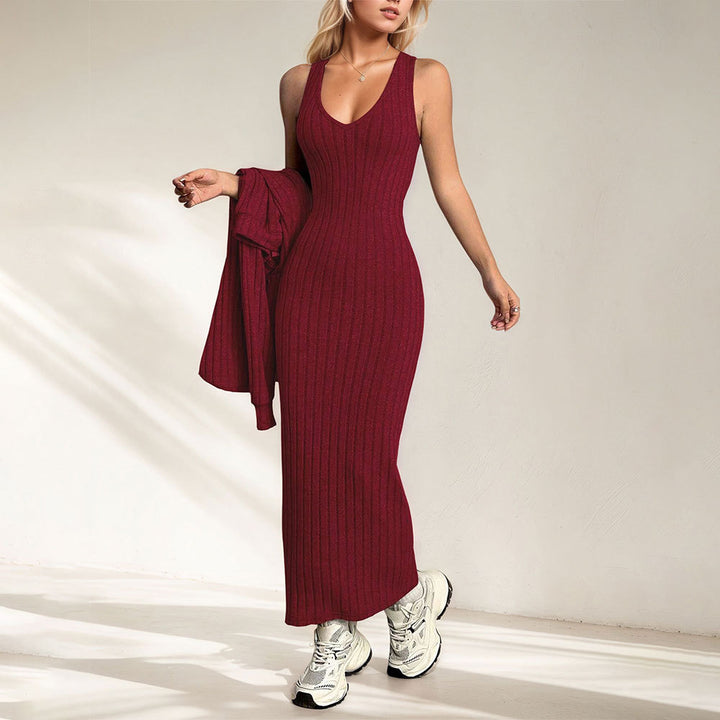 Damen Maxikleid aus hochwertigem Rippenstrick mit tiefem V-Ausschnitt und figurformendem Schnitt Drune
