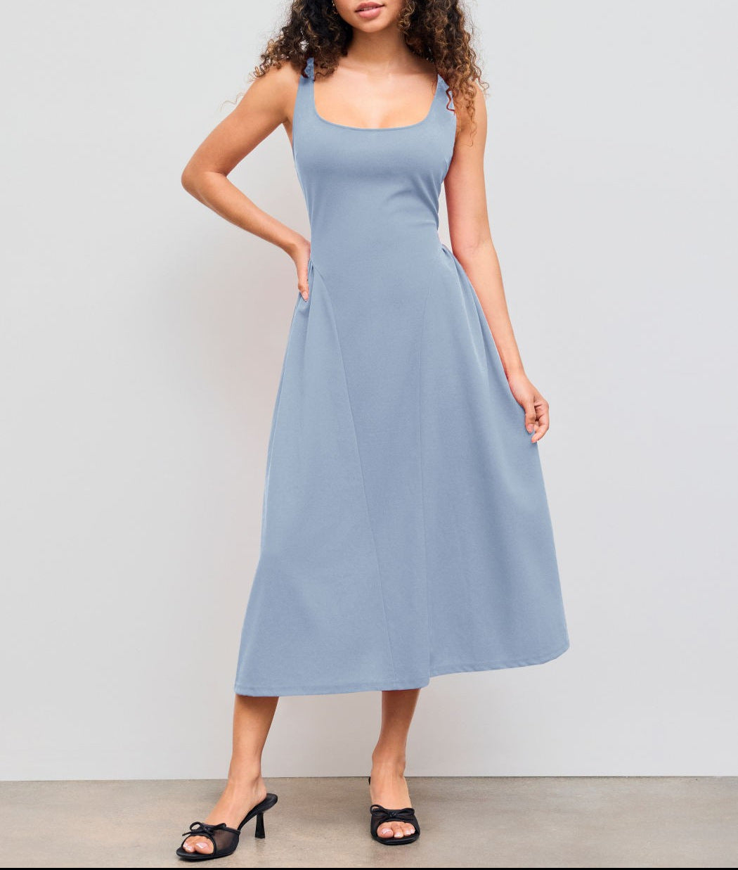 Damen Maxikleid mit schulterfreiem Design und figurfreundlichem Schnitt Drune