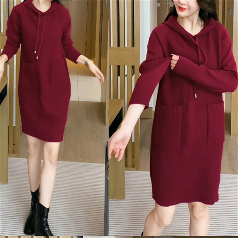 Damen Strickkleid mit Kapuze und praktischen Taschen Drune