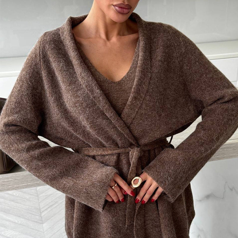 Damen elegantes Strick-Ensemble mit Wickeljacke und Bleistiftrock Drune