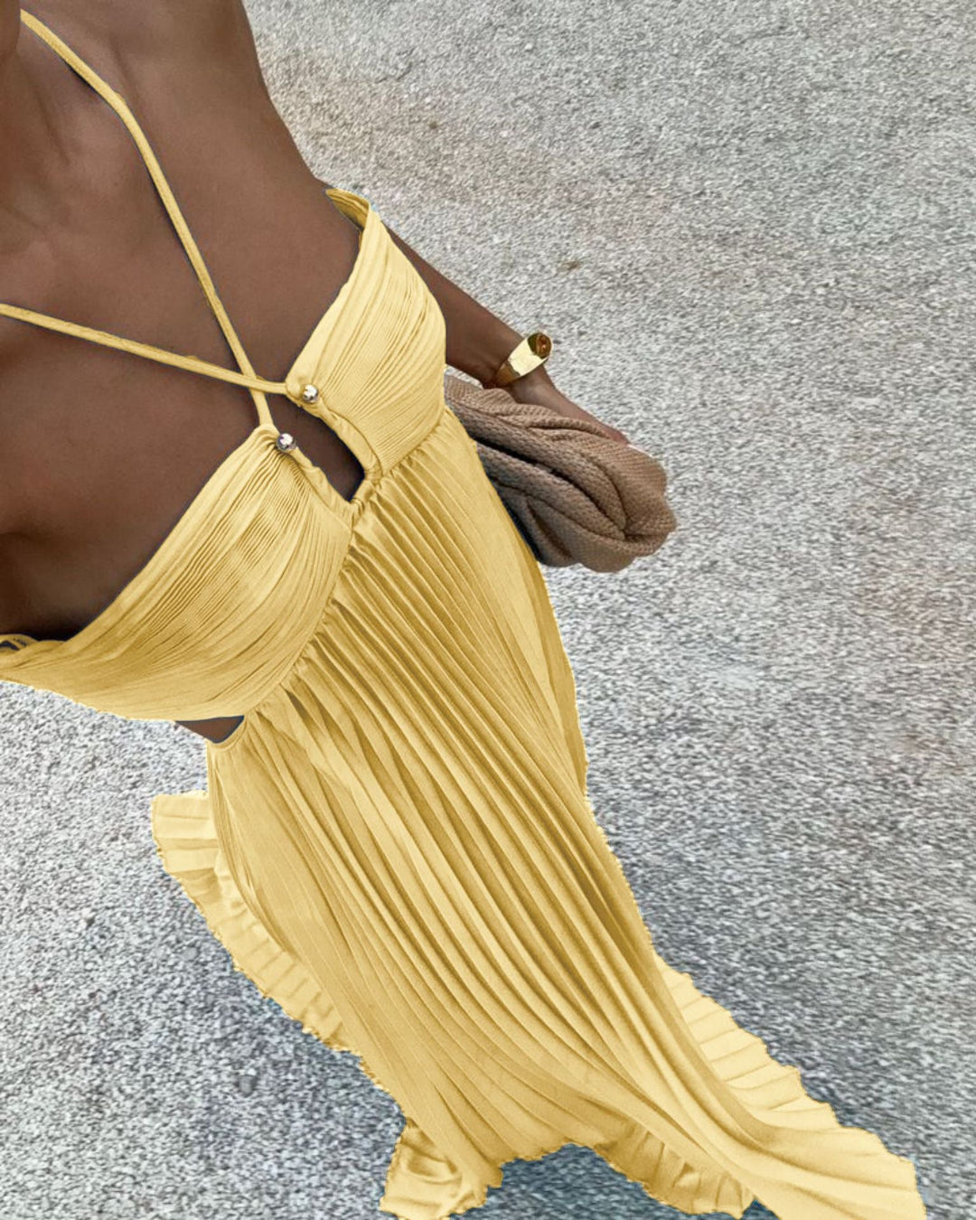 Damen Plisseekleid mit schulterfreiem Design und raffinierten Trägerdetails Drune