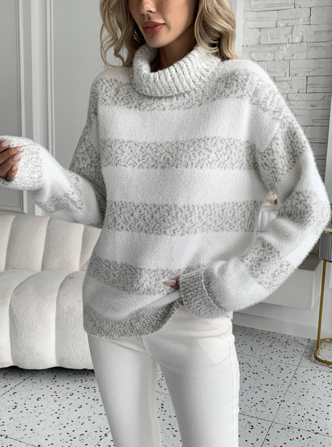 Damen Kuscheliger Pullover mit hohen Kragen und gestreiftem Design Drune