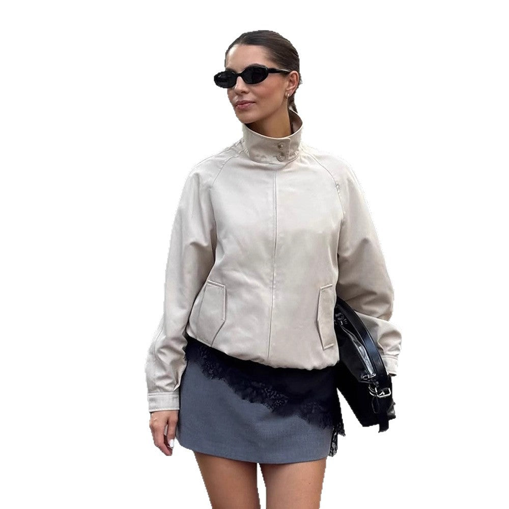 Damen Kunstlederjacke mit hohem Kragen und dekorativen Druckknöpfen Drune