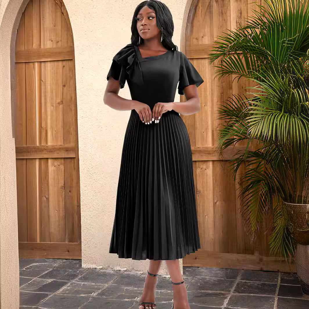 Damen Plissee-Kleid mit asymmetrischem Schnitt und eleganter Rüsche Drune