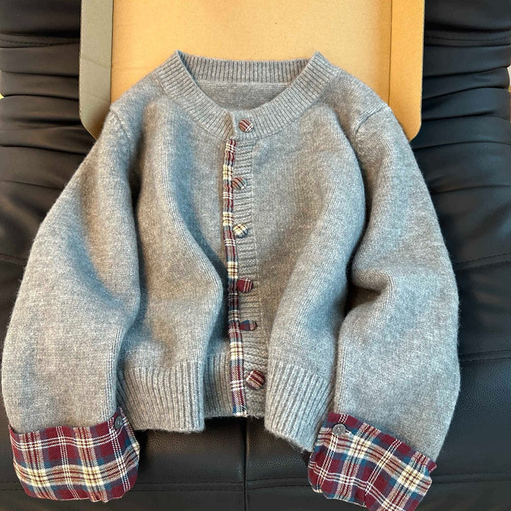 Damen Strickjacke mit kreativem Knopfdesign und kontrastierender Innenauskleidung Drune