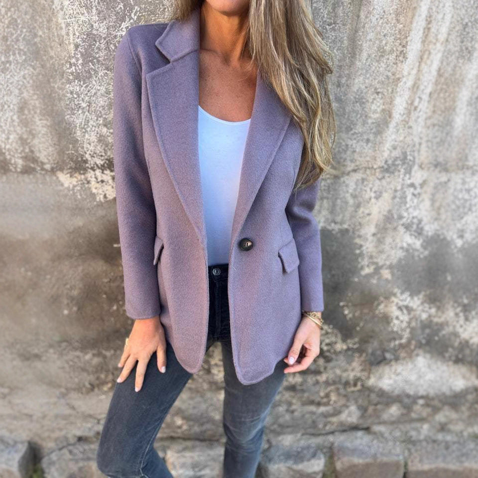 Damen nan taillierter Kurzmantel-Blazer aus Bouclé mit Reverskragen, aufgesetzten Pattentaschen und Ein-Knopf-Verschluss Drune
