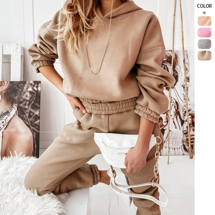 Damen Jogginganzug mit modernem Schnitt und lässigem Hoodie-Stil Drune