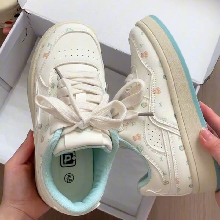 Damen Bequeme Freizeitsneaker mit floralem Design Drune
