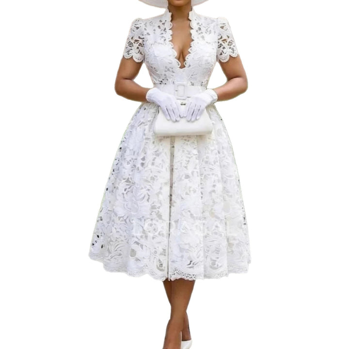Damen Spitzen-Midi-Kleid mit elegantem V-Ausschnitt und Vintage-Rüschendetails Drune