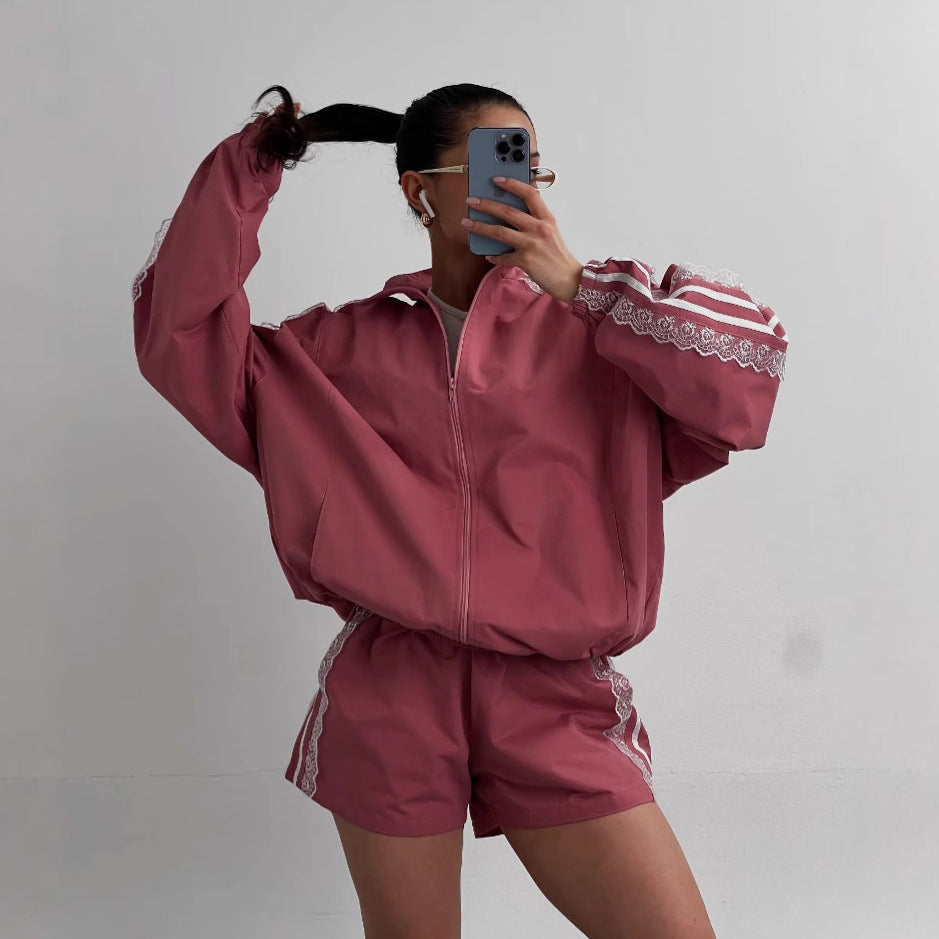 Damen sportliches Set mit eleganten Spitzenapplikationen Drune