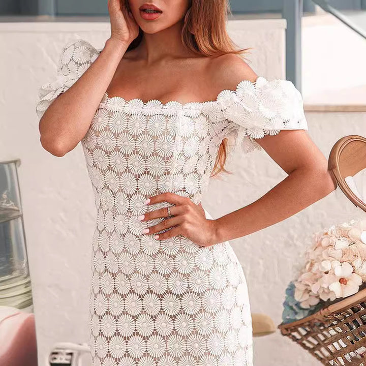 Damen Spitzenkleid im romantischen Blumendesign mit Puffärmeln Drune