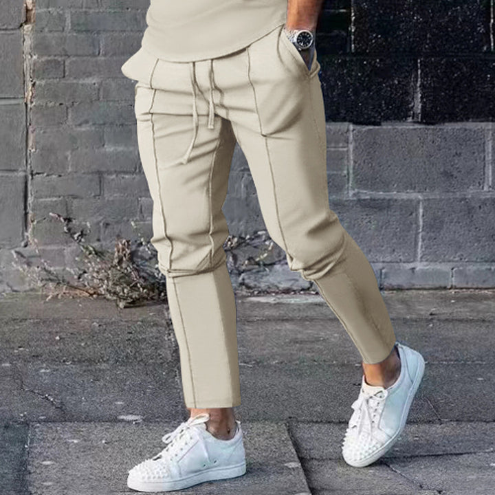 Herren nan Slim Tapered Jogginghose mit dekorativen Steppnähten, elastischem Tunnelzug und schmalem Knöchelabschluss Drune