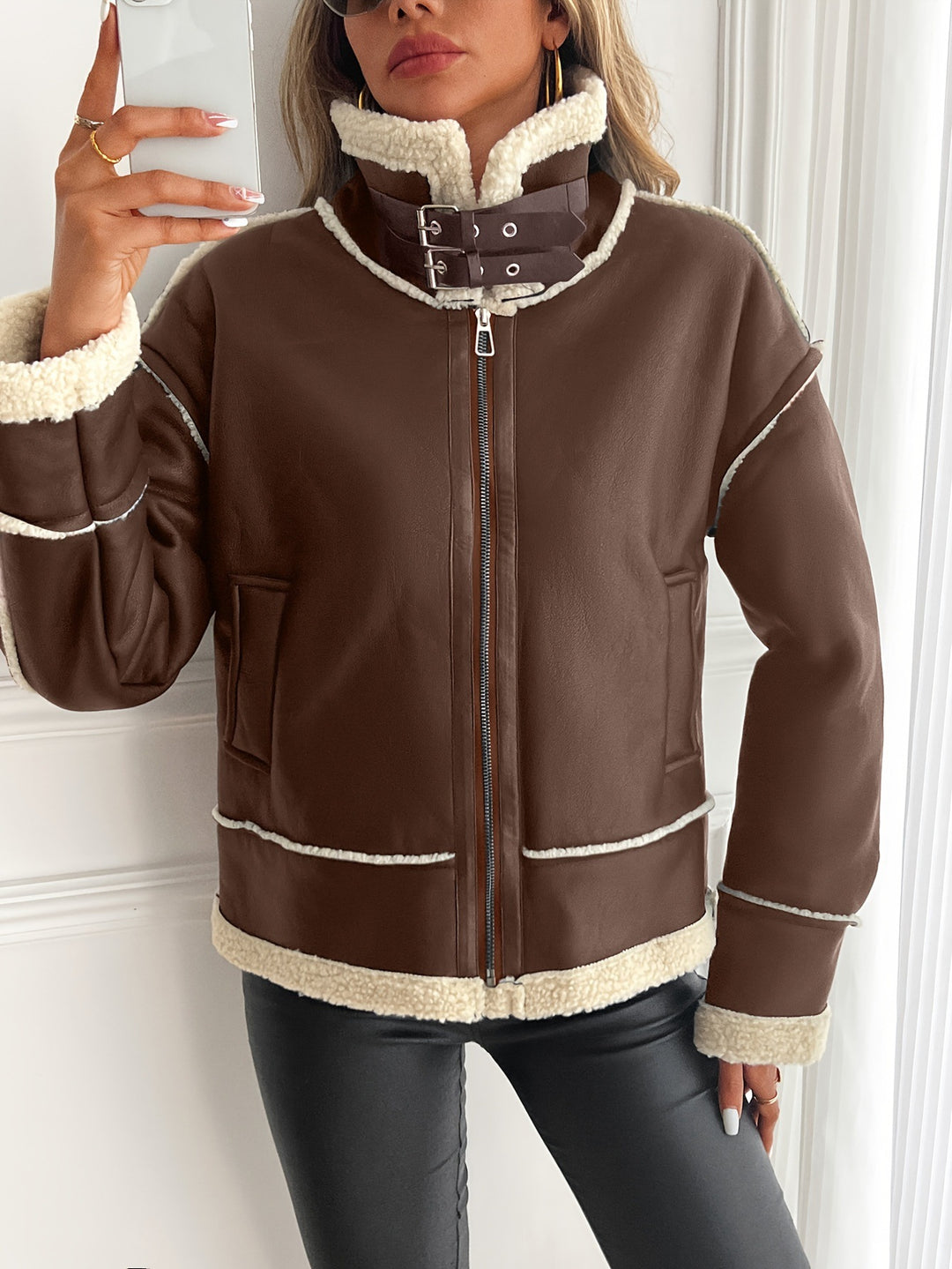 Damen stylische Kunstlederjacke mit Schaffellkragen Drune