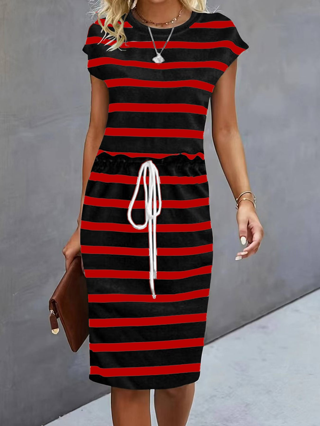 Damen Freizeitleinenkleid mit bunten Streifen und verstellbarem Taillenzug Drune
