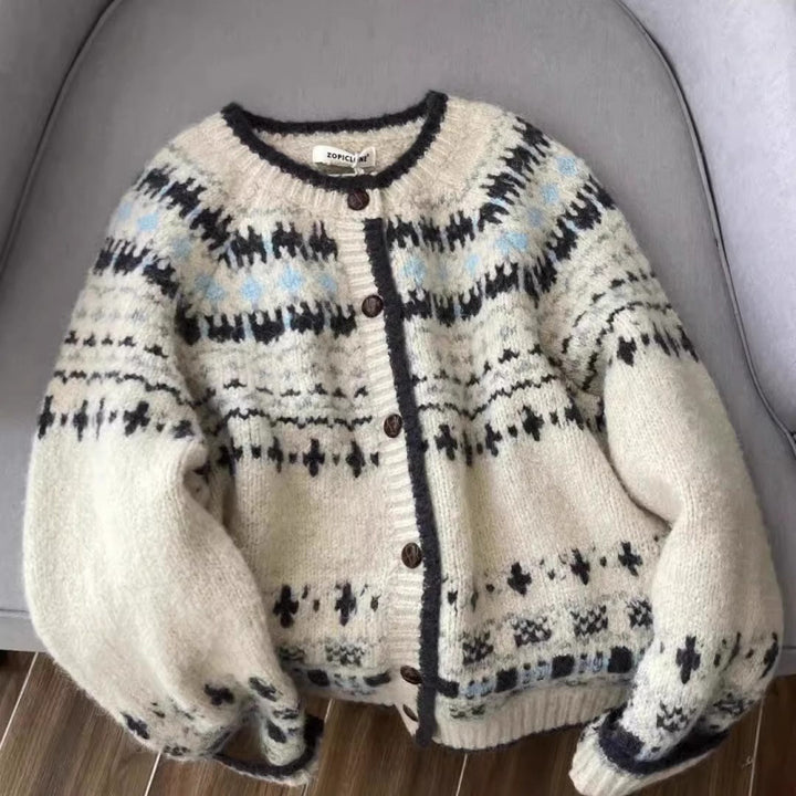 Damen Strickjacke mit traditionellem Norwegermuster und hochwertigen Knöpfen Drune