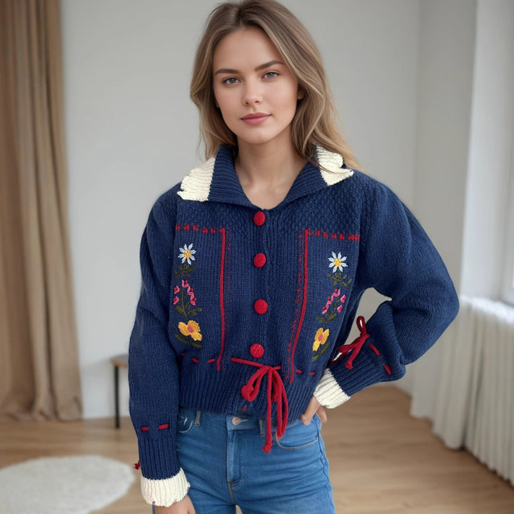 Damen Strickjacke mit Blumenstickerei und modernem Kordelzug Drune