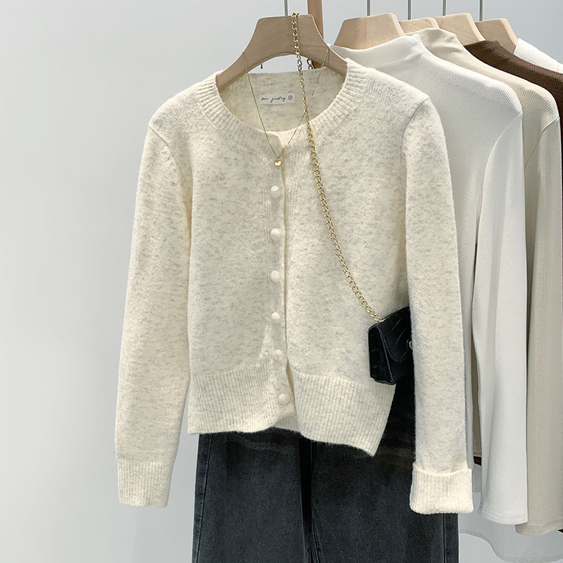 Damen Kuschelige Strickjacke mit feinem Knopfdesign Drune