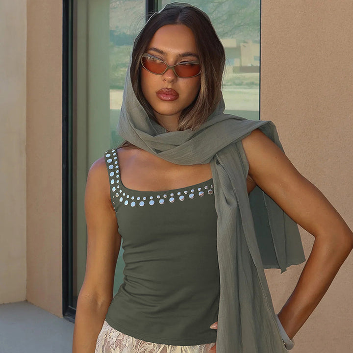 Damen Trägertop mit stylishen Metallakzenten und figurbetontem Schnitt Drune