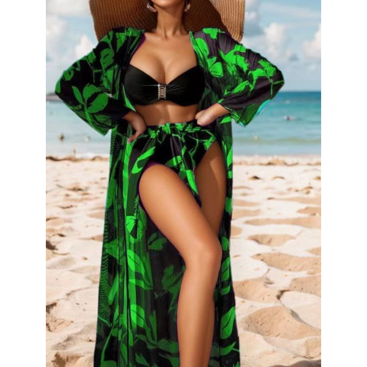 Damen Bikini-Set mit floralem Überrock und stilvollem Bandeau-Oberteil Drune