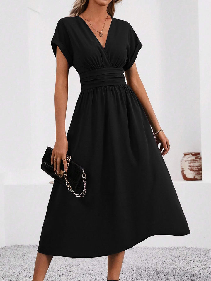 Damen Midi-Kleid mit V-Ausschnitt und breiten Trägern Drune