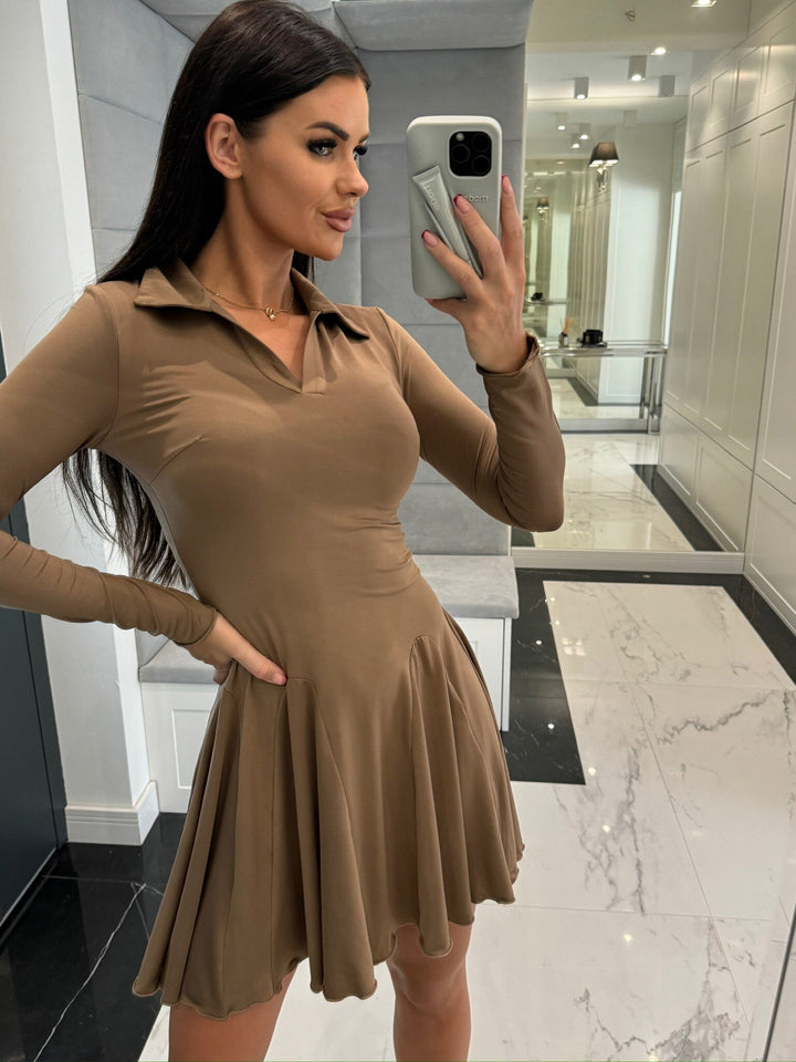 Damen Poloshirt-Kleid mit schwingendem Rock und tailliertem Schnitt Drune