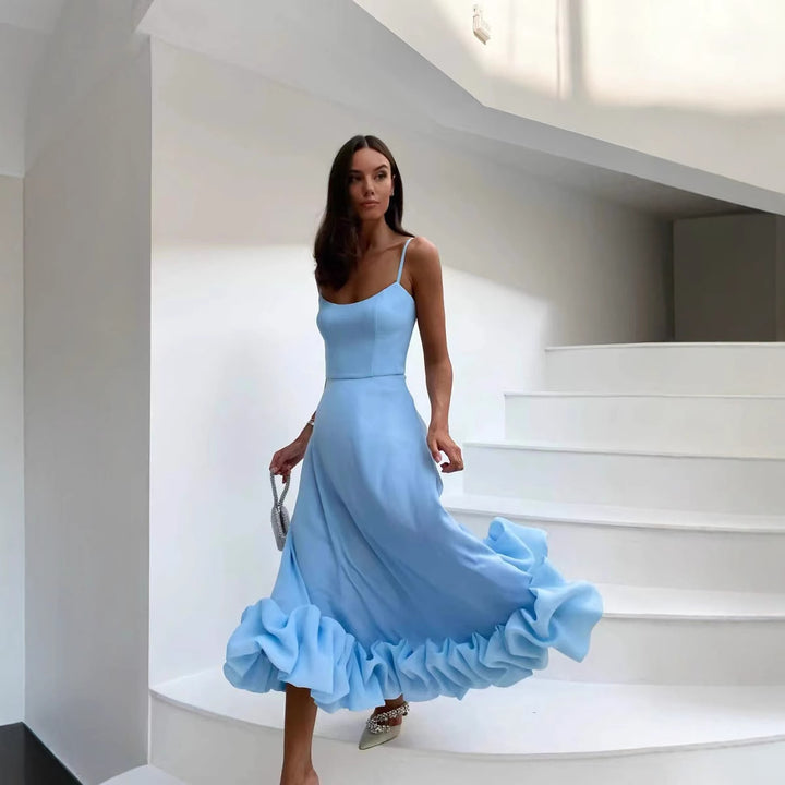 Damen Midi-Kleid mit zarten Spaghetti-Trägern und voluminösem Rüschensaum Drune