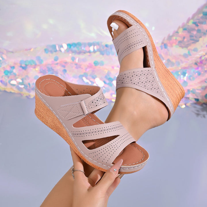 Damen Wedge-Pantoletten mit verstellbarem Riemendesign und anatomischem Fußbett Drune