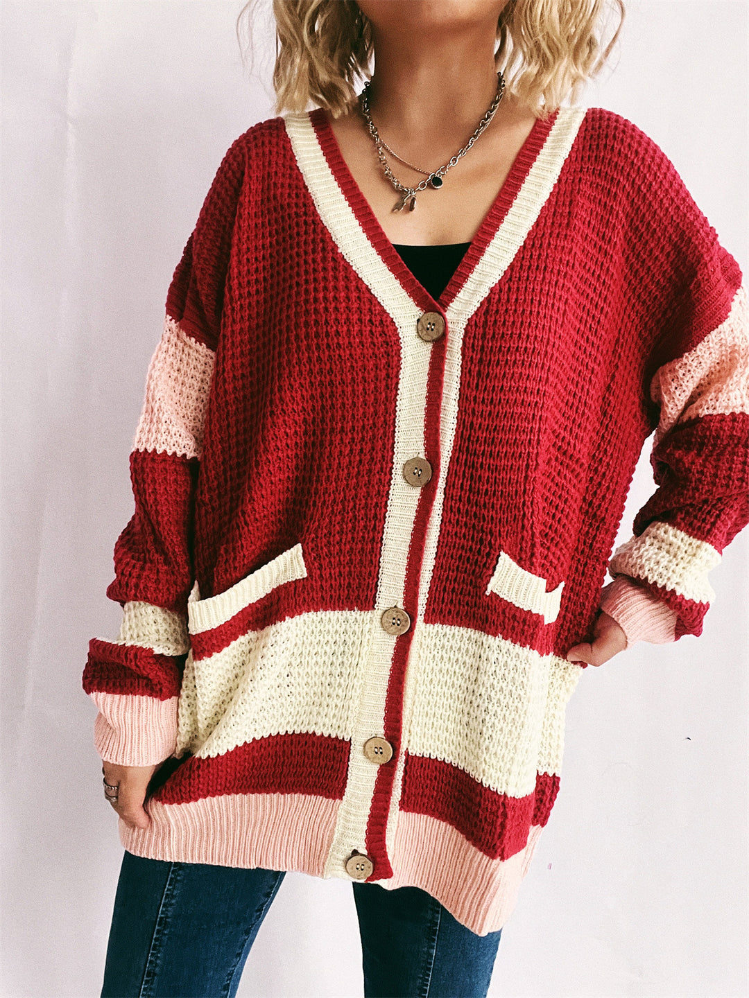 Damen Strickjacke mit modernen Streifenmustern und praktischen Taschen Drune
