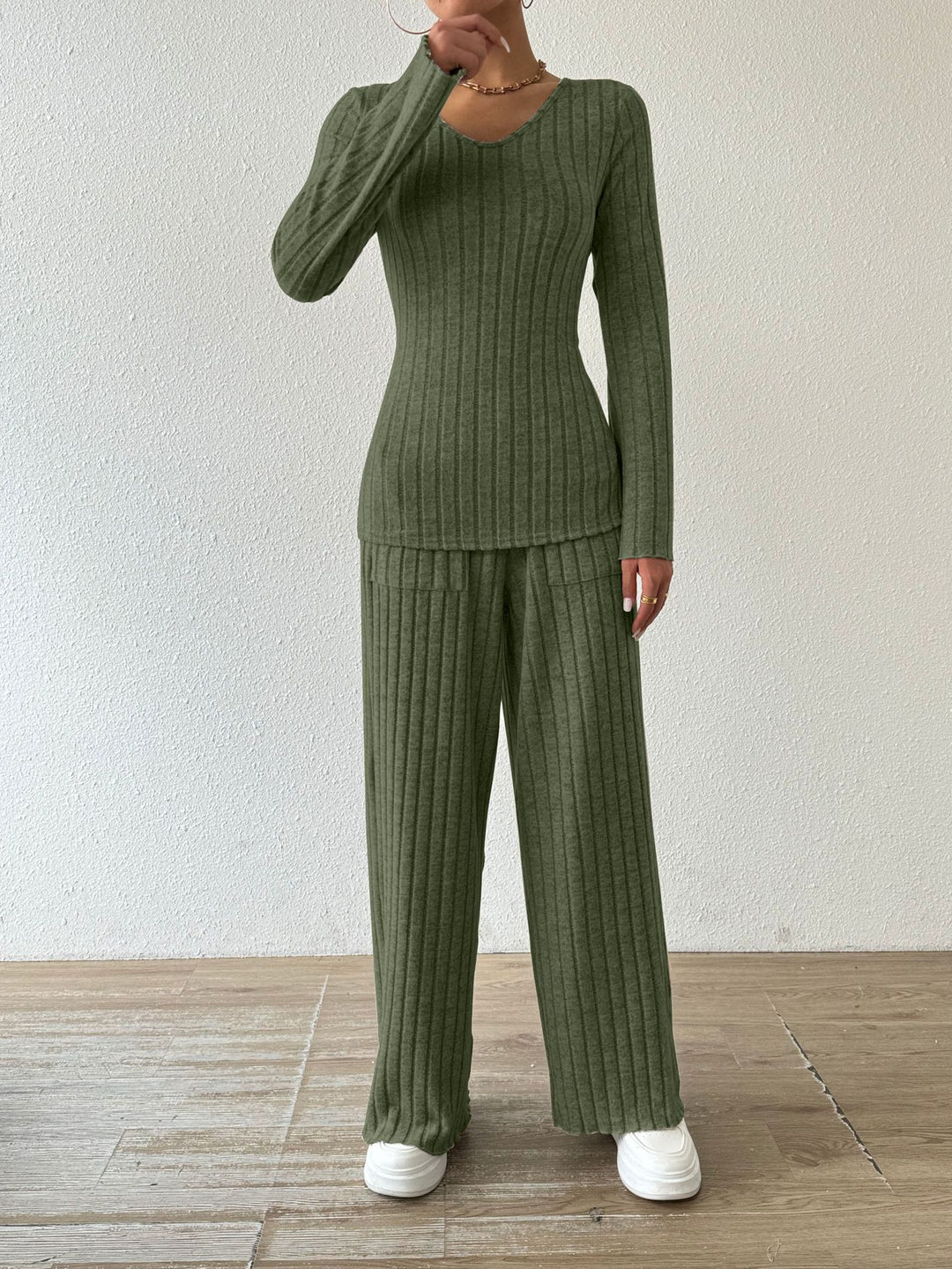 Damen Lässiger Strickanzug mit Taschen Drune