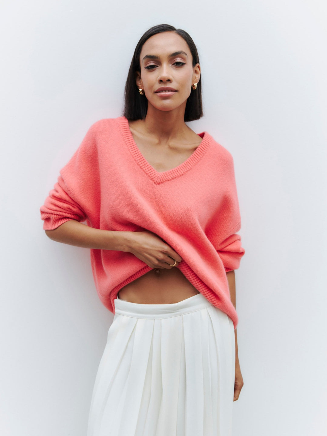 Damen Viskose-Pullover mit tiefem V-Ausschnitt und breiten Bündchen Drune