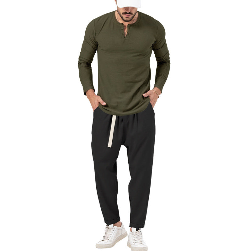 Herren lässiges Langarm-Henley-Shirt kombiniert mit eleganter Jogginghose Drune
