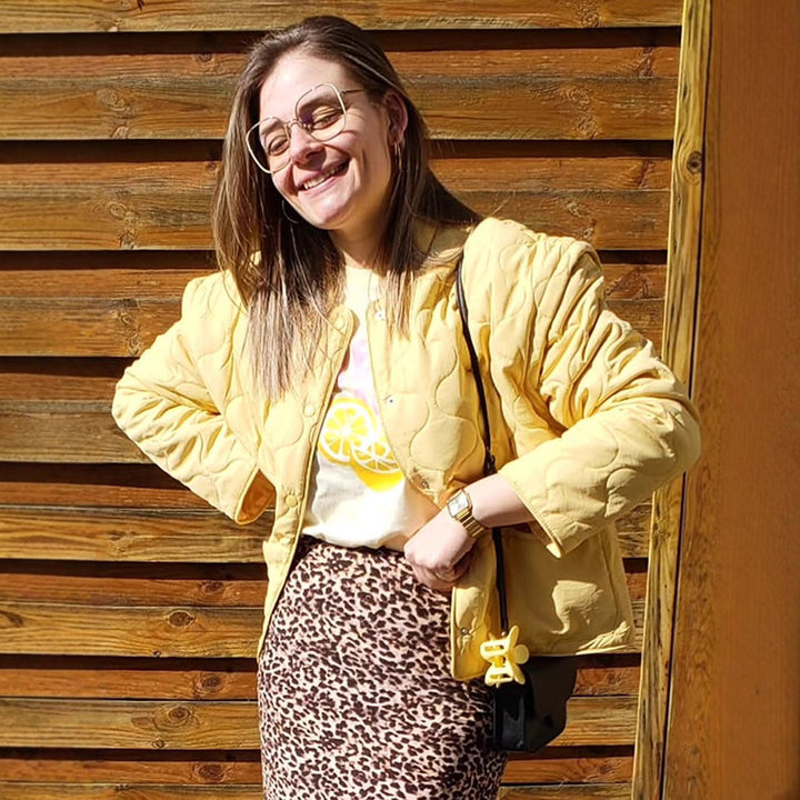 Damen leichte Steppjacke mit modernen Absteppungen Drune