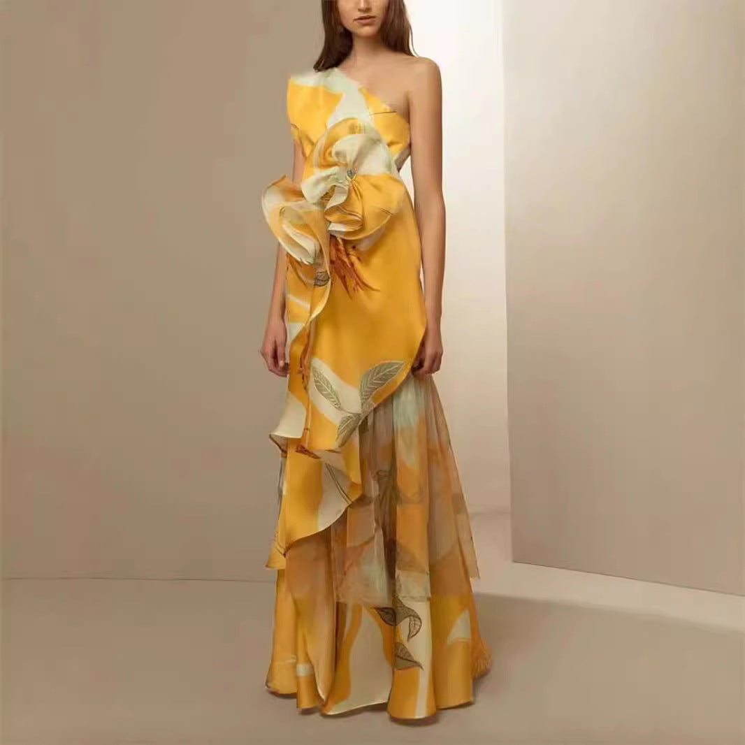 Damen Maxikleid mit asymmetrischem Schnitt und floralen Rüschenverzierungen Drune