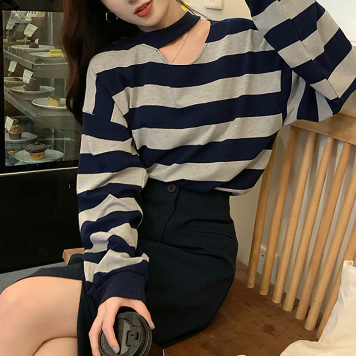 Damen Langarmshirt mit modernen Streifen und schickem Ausschnitt
