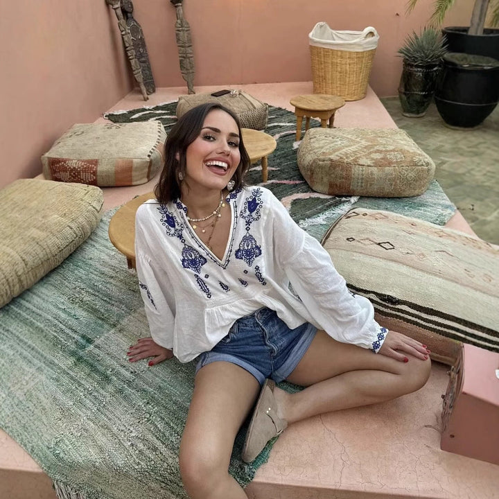 Damen Bluse mit verspieltem floralen Stickdesign und voluminösen Ärmeln Drune