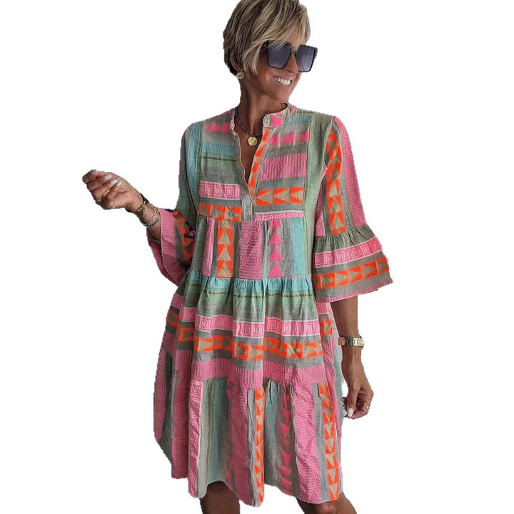 Damen luftiges Boho-Kleid mit eingewebten Mustern und kurzen Ärmeln Drune