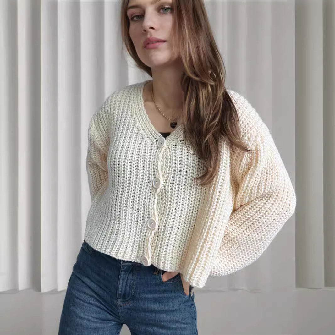 Damen cropped Strickjacke mit grober Maschenstruktur und großen Knöpfen Drune